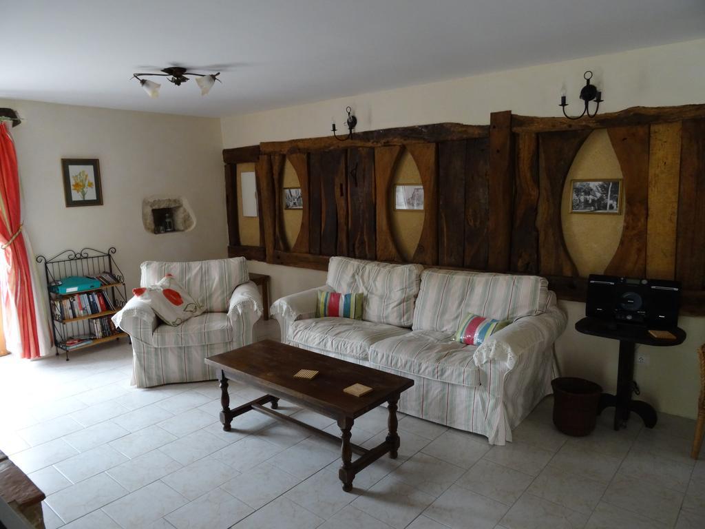 La Barrat Villa Monmarves Exterior photo